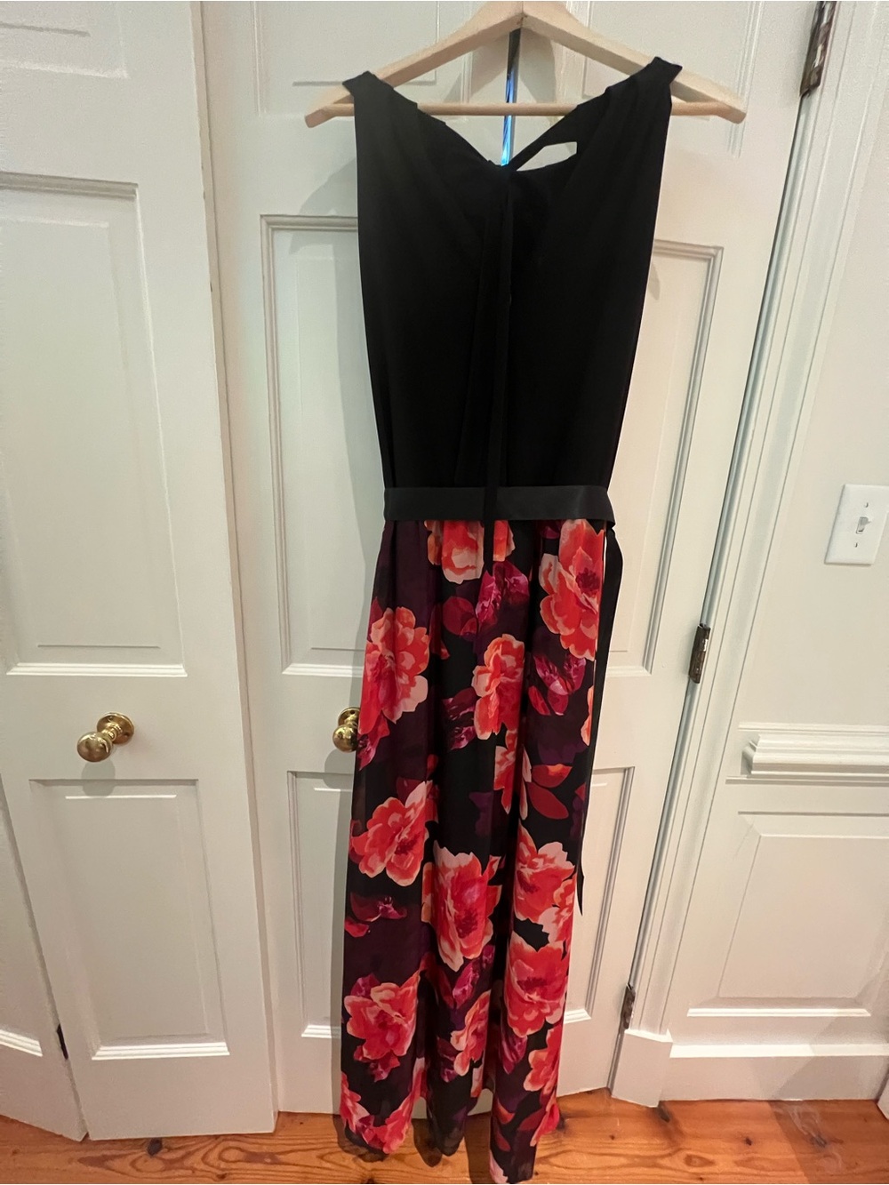 SLNY Black Dress with Contrasting Soft Reds and Pink Floral Skirt Size 18